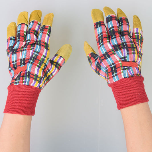 Garden Gloves Brick Building - Gardening Land