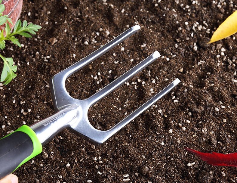 Outdoor Gardening Lawn Transplant Tool Kit - Gardening Land