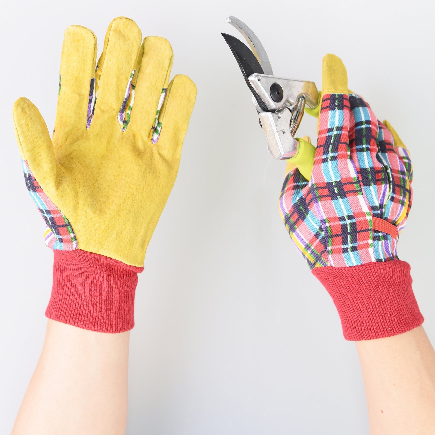 Garden Gloves Brick Building - Gardening Land
